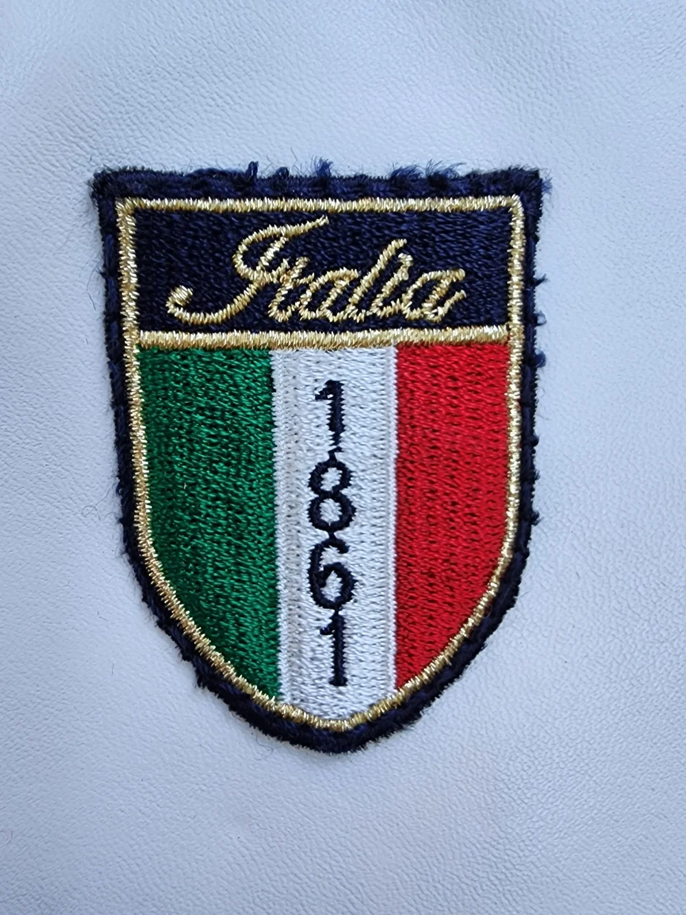NWT Vintage Italia Messenger Crossbody Bag White Soccer Crest